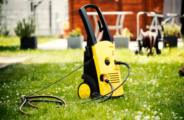 Best Animal Enclosure Cleaning  in Batesville, AR